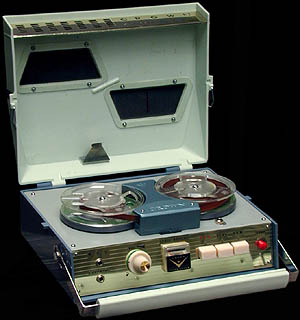 [Crown CTR-550 with top open]