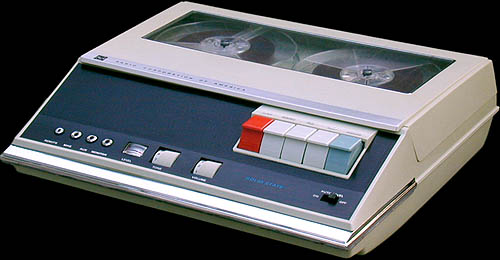 RCA YHS-18J with reel cover in place